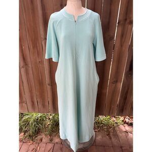 Vintage 70s VANITY FAIR HOUSECOAT Cuddly Brushed Short Sleeve Zip Front Aqua S